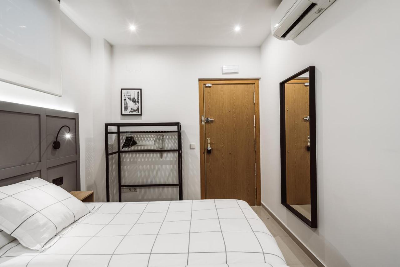Exclusive Rooms In The Heart Of The City Madrid Bagian luar foto